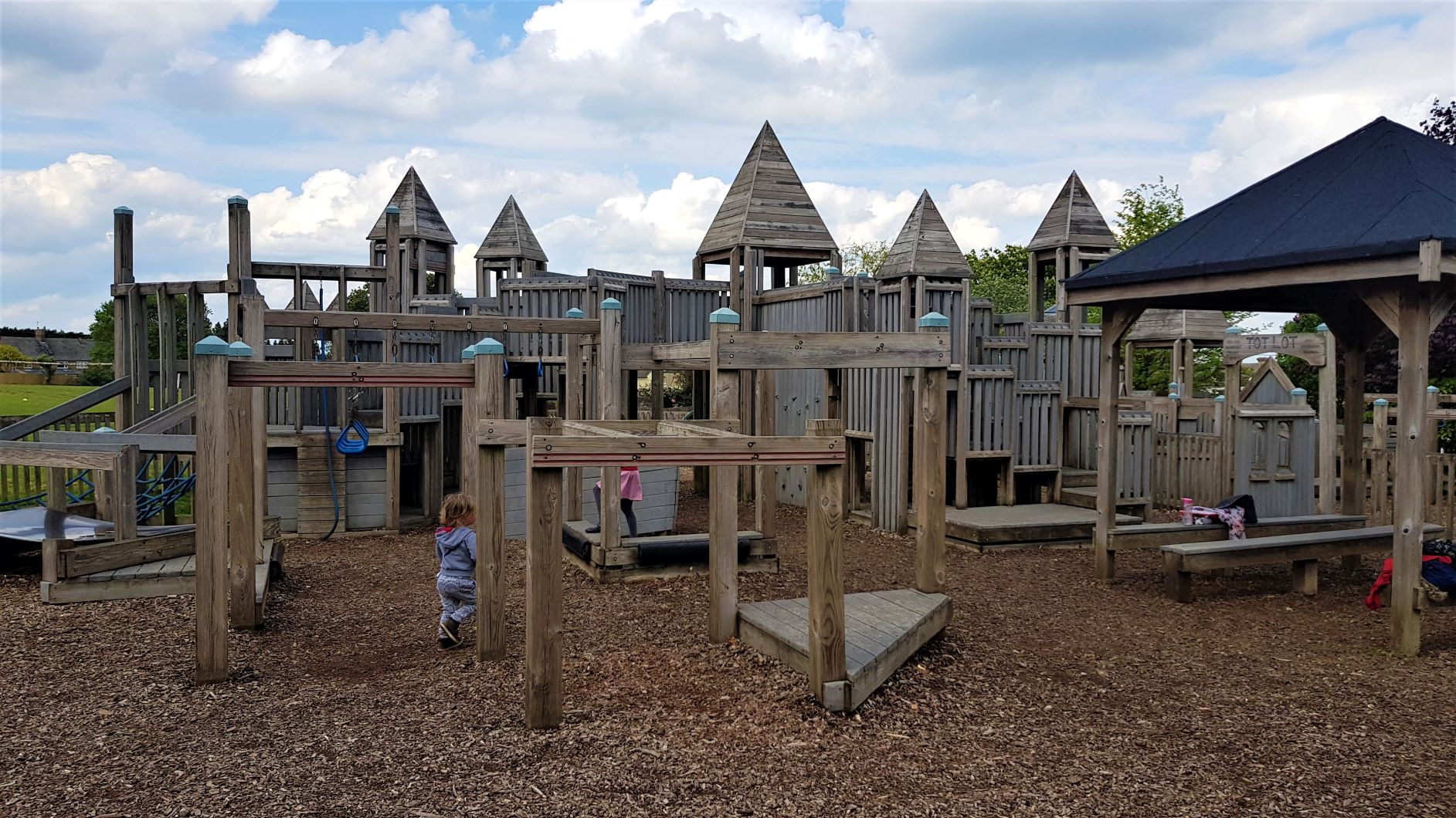 Finstock Play Park With kids - The Family Ticket Review